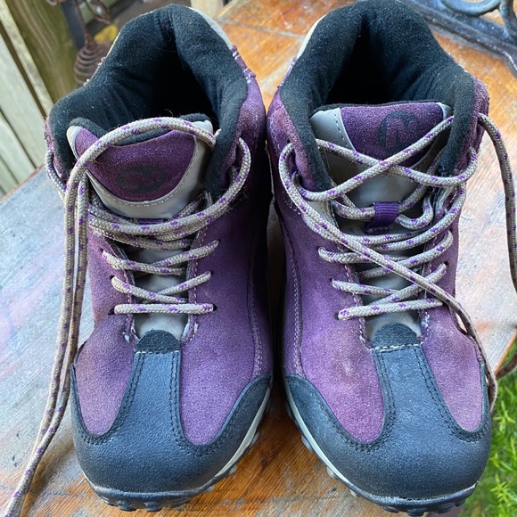 Girls Merrell gore Tex boots - Picture 3 of 6